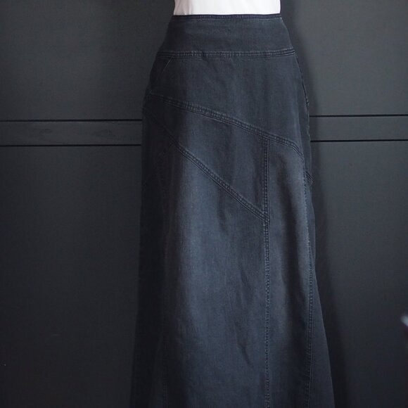 Style 7 | Vintage Denim Charcoal/Black Maxi Skirt - Picture 1 of 5